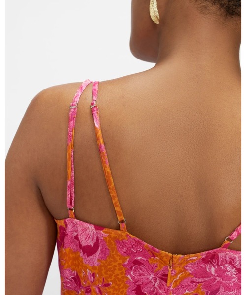 Ted Baker(テッドベーカー)の「HARBBLE フラワープリント ワイドレッグ ジャンプスーツ(その他パンツ・レディース・イエロー・1/2/0/3)」の10枚目の写真