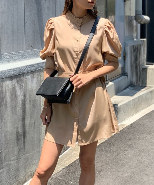 RASVOA（ラスボア）の「バンドカラーパワショルワンピース（ワンピース・レディース・ブラック/ベージュ/オフホワイト・FREE）」の11枚目の写真