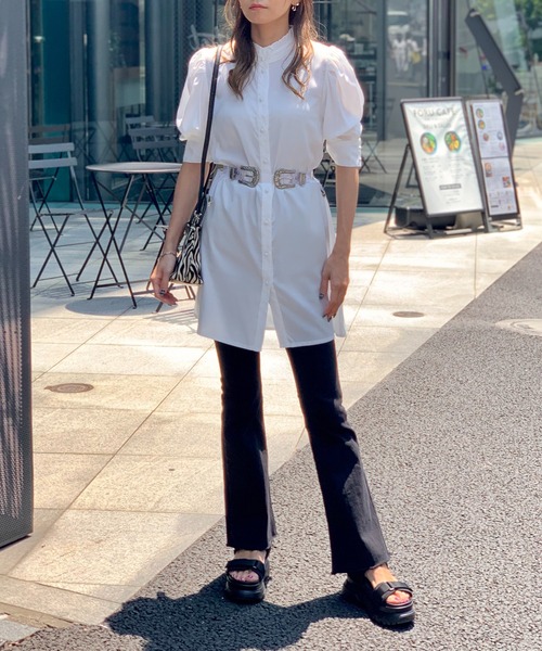 RASVOA（ラスボア）の「バンドカラーパワショルワンピース（ワンピース・レディース・ブラック/ベージュ/オフホワイト・FREE）」の9枚目の写真