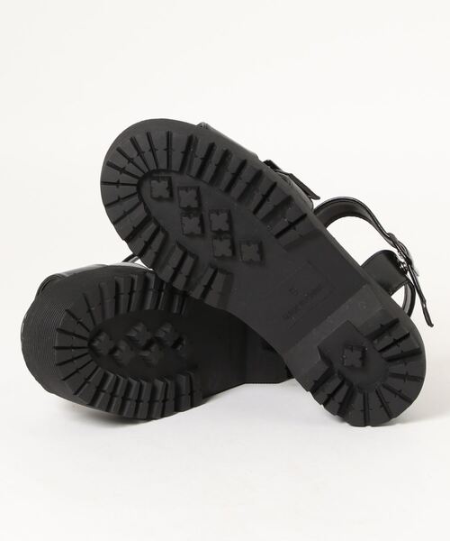 kutir(クティール)の「厚底ステッチスポーツサンダル(サンダル・レディース・ブラック/ベージュ/ゼブラ・SMALL/MEDIUM/LARGE)」の7枚目の写真