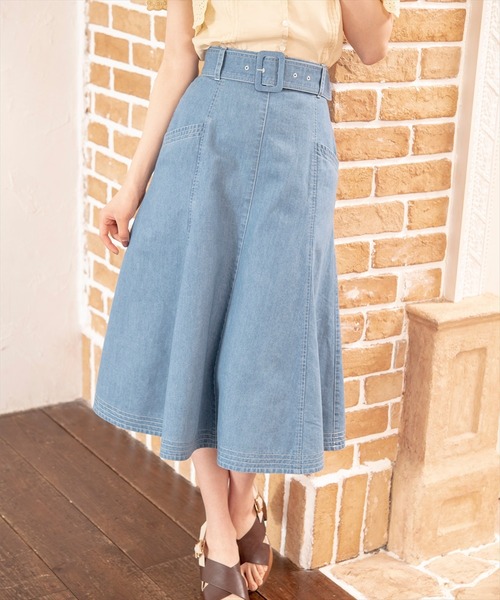WILLSELECTION(ウィルセレクション)の「ベルト付テンセル風デニムナローフレアスカート(デニムスカート・レディース・オフホワイト/サックスブルー/ブルー・SMALL/MEDIUM)」の16枚目の写真