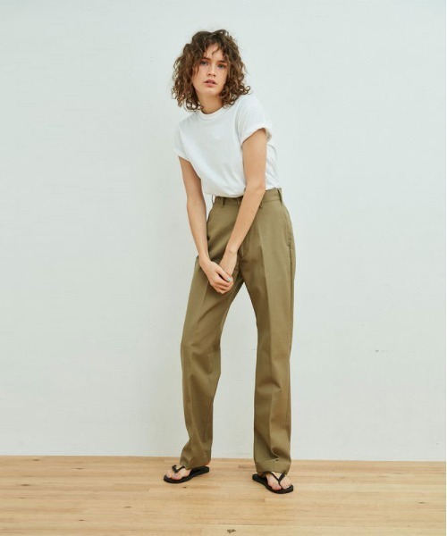 THE SHINZONE（ザ　シンゾーン）の「HIGH WAIST CHINO PANTS（チノパンツ・レディース・ベージュ・34/32/36/38/0）」の16枚目の写真