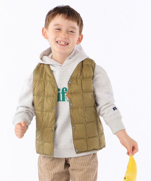 TAION(タイオン)の「【WEB限定】TAION:キッズ ダウン ベスト(100~140cm)(ダウンベスト・キッズ・ベージュ/オレンジ/ライトブルー/ネイビー/ラベンダー/ブラック/オリーブ・110/120/130/140/100)」の3枚目の写真
