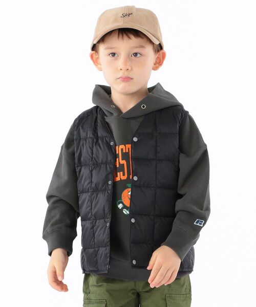 TAION(タイオン)の「【WEB限定】TAION:キッズ ダウン ベスト(100~140cm)(ダウンベスト・キッズ・ベージュ/オレンジ/ライトブルー/ネイビー/ラベンダー/ブラック/オリーブ・110/120/130/140/100)」の8枚目の写真