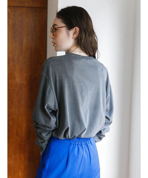 koe（コエ）の「ピグメントロングTシャツ*（Tシャツ/カットソー・レディース・オレンジ/ライトベージュ/ピンクベージュ/チャコールグレー/ブルーグリーン・L/M/S）」の15枚目の写真