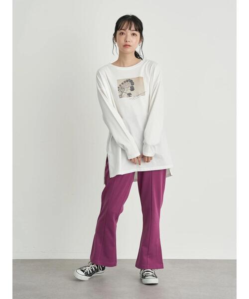 earth music&ecology(アースミュージックアンドエコロジー)の「Everything feels right ロンT *(Tシャツ/カットソー・レディース・ベージュ/オフホワイト・FREE)」の14枚目の写真