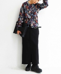 antiqua（アンティカ）の「花柄×ペイズリー柄 ゴブランショート