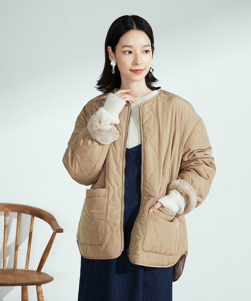 ONIGIRI（オニギリ）の「＜4WAY / リバーシブル＞　タフタ　×　ファーブルゾン（ブルゾン・レディース・ベージュ/カーキ・MEDIUM/LARGE）」の15枚目の写真