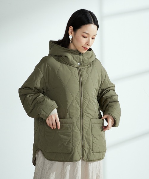 ONIGIRI（オニギリ）の「＜4WAY / リバーシブル＞　タフタ　×　ファーブルゾン（ブルゾン・レディース・ベージュ/カーキ・MEDIUM/LARGE）」の4枚目の写真