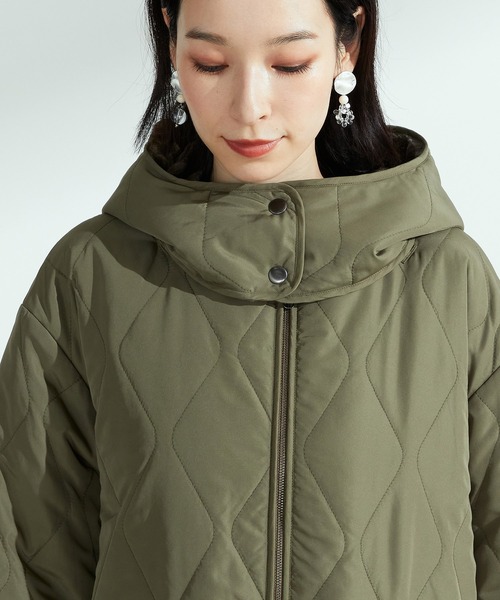 ONIGIRI（オニギリ）の「＜4WAY / リバーシブル＞　タフタ　×　ファーブルゾン（ブルゾン・レディース・ベージュ/カーキ・MEDIUM/LARGE）」の16枚目の写真