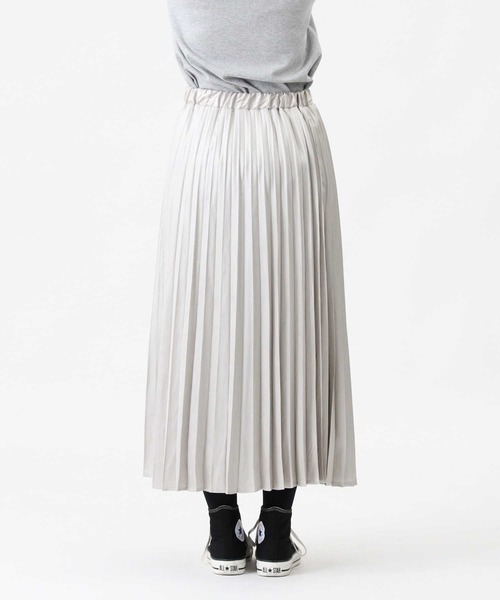 HONEYSUCKLE ROSE（ハニーサックルローズ）の「【HONEYSUCKLE ROSE】シャイニーサテンスカート（スカート・レディース・ブラック/ライトベージュ・M/L）」の11枚目の写真