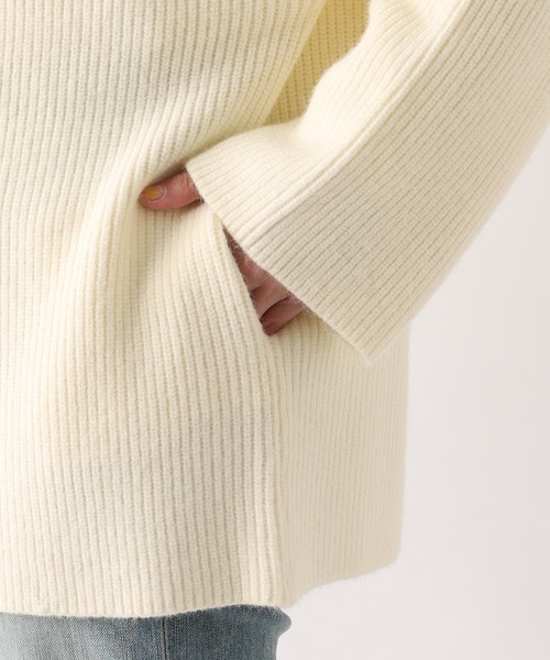 RIVE DROITE（リヴドロワ）の「さりげなく体型カバーも叶えてくれる　片畦ワイドミドルトッパーカーディガン（カーディガン/ボレロ・レディース・オフホワイト/ベージュ・FREE）」の8枚目の写真