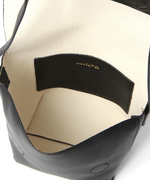 studio CLIP（スタディオクリップ）の「ミニケースツキショルダーバッグ（ショルダーバッグ・レディース・ブラック/ベージュ/アイボリー・FREE）」の16枚目の写真