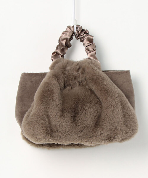 CACHELLIE(カシェリエ)の「【CACHELLIE】フェイクファーハンドバッグ(ハンドバッグ・レディース・ブラック/グレー/Beige・FREE)」の7枚目の写真