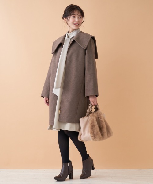 CACHELLIE(カシェリエ)の「【CACHELLIE】フェイクファーハンドバッグ(ハンドバッグ・レディース・ブラック/グレー/Beige・FREE)」の9枚目の写真