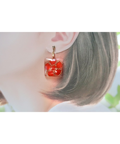 tone(トーン)の「【hazeleyes】ヴィンテージフラワーのレジンピアス(MA)(ピアス(両耳用)・レディース・オレンジ系その他・FREE)」の7枚目の写真