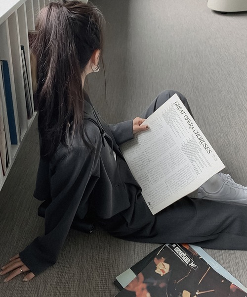 Girly Doll（ガーリードール）の「ショートジャケット＆パンツ　2点セットアップ（セットアップ・レディース・ブラック/グレー/ブルーグレー/ベージュ・M/L）」の12枚目の写真