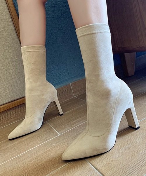 Jasmine Grandiflorum(ジャスミングランディフローラム)の「【Jasmine】スエードソックスブーツ ヒール9cm(ブーツ・レディース・ブラック/ベージュ・25.5cm/22.5cm/24.5cm/23.5cm/24.0cm/25.0cm/23.0cm)」の17枚目の写真