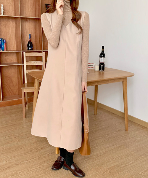 emi+（エミプラス）の「ノースリーブフレアワンピース（ジャンパースカート・レディース・ベージュ/ピンクベージュ/ブラウン/ブラック/グレー・FREE）」の12枚目の写真