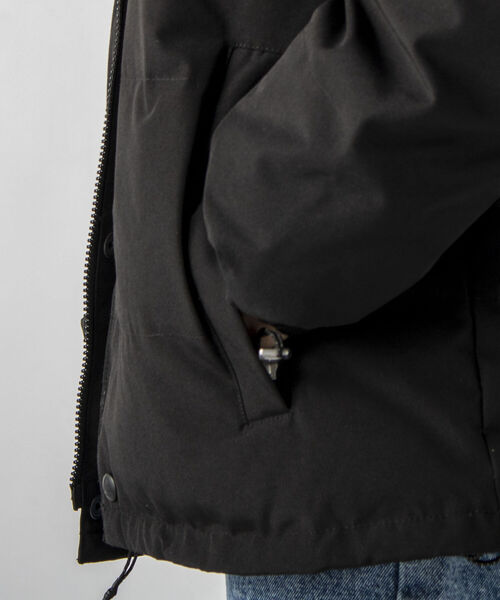 Cape HEIGHTS（ケープハイツ）の「【Cape Heights/ケープハイツ】LUTAK #CHM111608220001（ダウンジャケット/コート・メンズ・ベージュ/ブラック・SMALL/MEDIUM）」の16枚目の写真