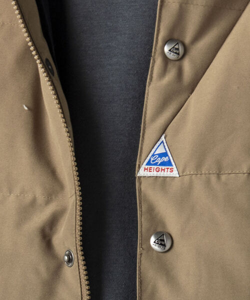 Cape HEIGHTS（ケープハイツ）の「【Cape Heights/ケープハイツ】LUTAK #CHM111608220001（ダウンジャケット/コート・メンズ・ベージュ/ブラック・SMALL/MEDIUM）」の15枚目の写真