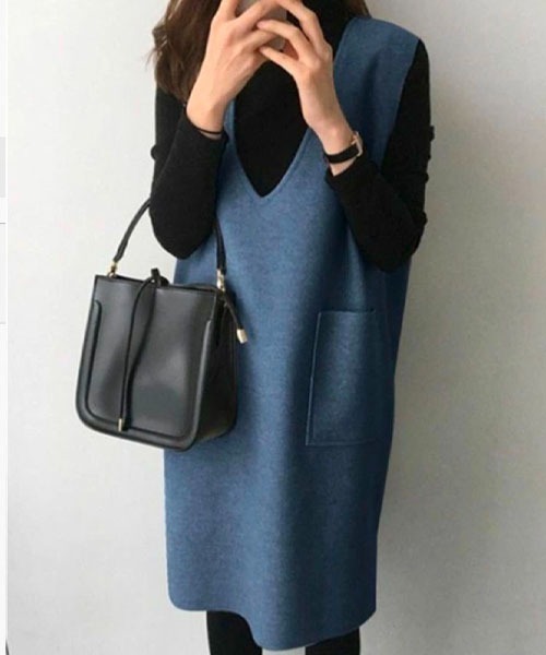 Chaco closet（チャコ クローゼット）の「フェイクウールノースリーブVネックワンピース（ワンピース・レディース・ブラック/グレー/ブルー/グリーン・M/L/XL）」の4枚目の写真