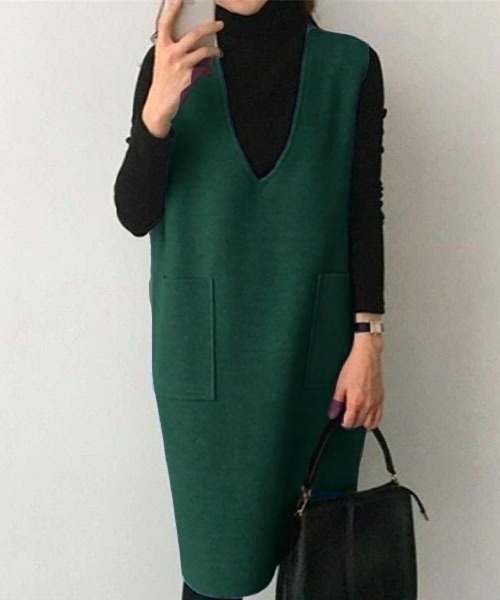 Chaco closet（チャコ クローゼット）の「フェイクウールノースリーブVネックワンピース（ワンピース・レディース・ブラック/グレー/ブルー/グリーン・M/L/XL）」の3枚目の写真