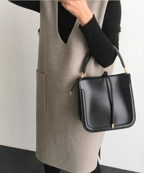 Chaco closet（チャコ クローゼット）の「フェイクウールノースリーブVネックワンピース（ワンピース・レディース・ブラック/グレー/ブルー/グリーン・M/L/XL）」の20枚目の写真