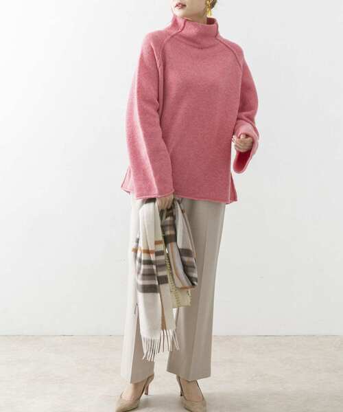 URBAN RESEARCH ROSSO(アーバンリサーチロッソ)の「ホールビルドネックニット(ニット/セーター・レディース・ブラック/オフホワイト/ピンク・FREE)」の22枚目の写真