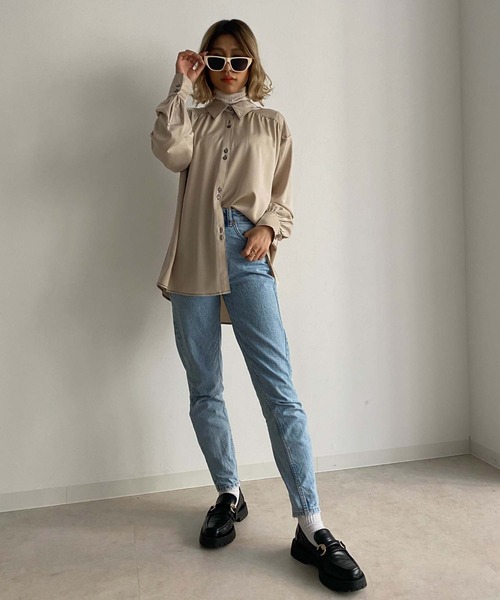 Avvenente(アベネンテ)の「【Avvenente】マットサテンシャツ(シャツ/ブラウス・レディース・ネイビー/ベージュ・FREE)」の17枚目の写真