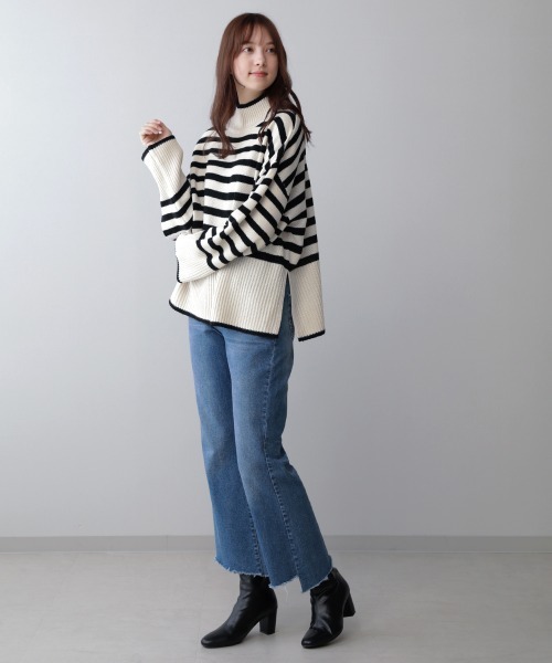 Bou Jeloud(ブージュルード)の「【WEB限定】ボーダータートルニット(ニット/セーター・レディース・ホワイト系その他/カーキ/レッド・FREE)」の4枚目の写真