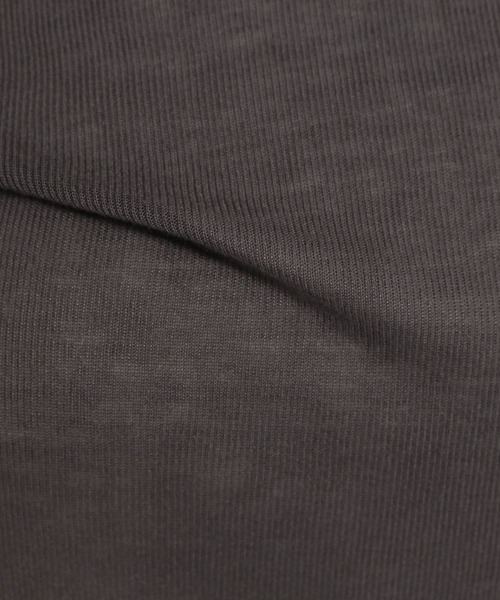 niko and...（ニコアンド）の「テンセルコンシアータートルプルオーバー（Tシャツ/カットソー・レディース・オフホワイト/オレンジ/ライトグリーン/チャコール・MEDIUM/LARGE）」の19枚目の写真