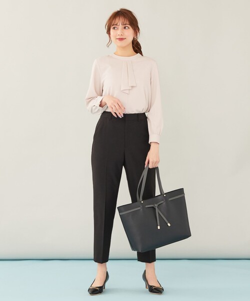 ANY SIS（エニィスィス）の「【洗える】2WAYレディテーパード パンツ（その他パンツ・レディース・ブラック系/黄土色系/アイボリー系/ネイビー系・4）」の12枚目の写真