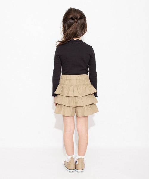 フランス発 Sandro フリルが可愛い 緑 フリル ショート パンツ 3段フリルショートパンツ(その他パンツ)|branshes