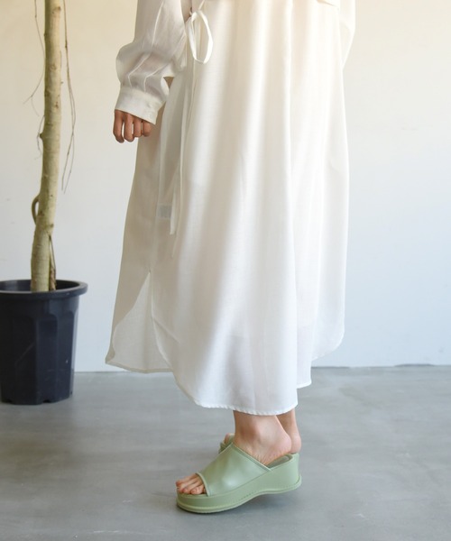 sango(sango)の「厚底ミュールサンダル(サンダル・レディース・ホワイト/ブラック/ベージュ/グレー/イエロー/グリーン・LL/3L/SS/S/M/L)」の8枚目の写真