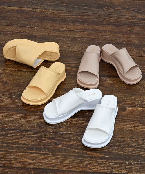 sango(sango)の「厚底ミュールサンダル(サンダル・レディース・ホワイト/ブラック/ベージュ/グレー/イエロー/グリーン・LL/3L/SS/S/M/L)」の17枚目の写真