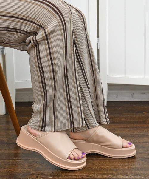 sango(sango)の「厚底ミュールサンダル(サンダル・レディース・ホワイト/ブラック/ベージュ/グレー/イエロー/グリーン・LL/3L/SS/S/M/L)」の20枚目の写真