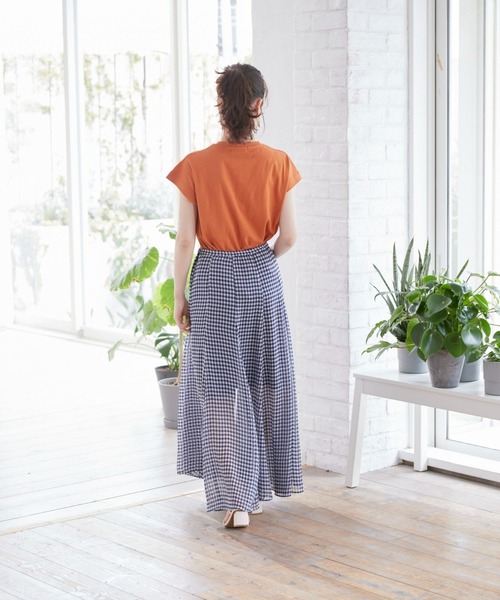 INED CLARO(イネドクラロ)の「シアーギンガムチェックフレアスカート【セットアップ対応】(スカート・レディース・ブラック/レッド/ネイビー・フリー)」の8枚目の写真