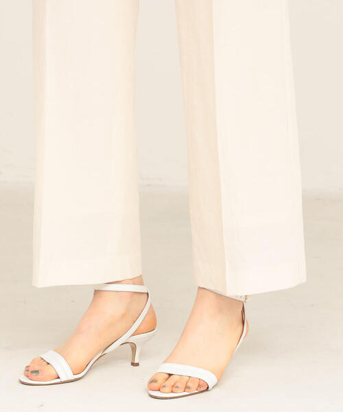 TOMORROWLAND (トゥモローランド)の「コンパクトリネン セミフレアパンツ(スラックス・レディース・ライトグレー/ブラウン・36/34)」の14枚目の写真