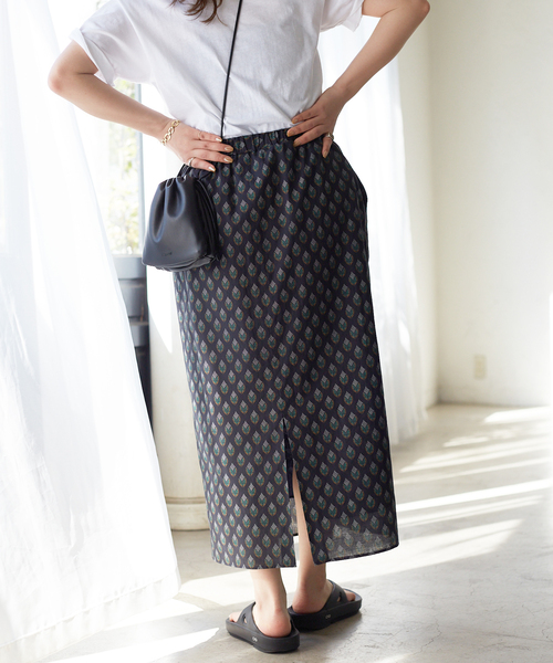 SLOBE IENA(スローブイエナ)の「SPRINTEX モチーフプリントギャザースカート◆(スカート・レディース・ネイビー/ナチュラル・FREE)」の16枚目の写真