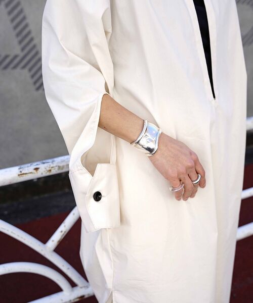 Toironier(トワロニエ)の「Toironier(トワロニエ ) シャツワンピース(ワンピース・レディース・ホワイト・FREE)」の16枚目の写真