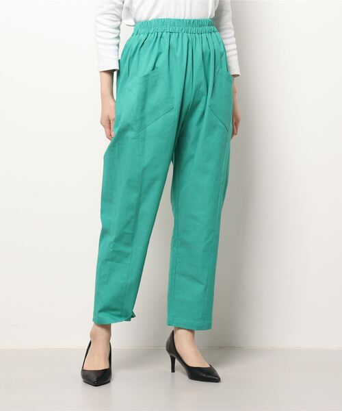 Q（キュー）の「シェフパンツ（チノパンツ・レディース・ベージュ/グリーン・MEDIUM）」の3枚目の写真