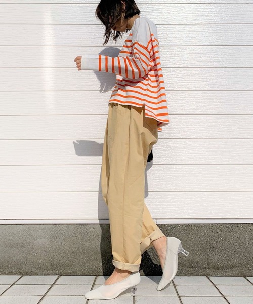 Q（キュー）の「シェフパンツ（チノパンツ・レディース・ベージュ/グリーン・MEDIUM）」の10枚目の写真