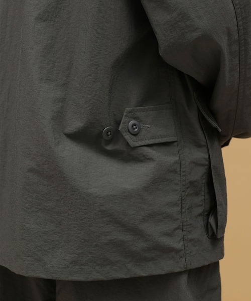 NANO universe（ナノユニバース）の「LB.03/ナイロンBDU ジャケット（ミリタリージャケット・メンズ・ネイビー/グレー・M/L/S）」の3枚目の写真