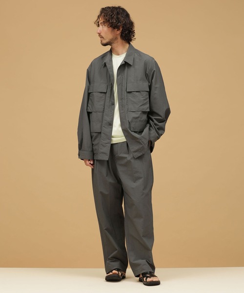 NANO universe（ナノユニバース）の「LB.03/ナイロンBDU ジャケット（ミリタリージャケット・メンズ・ネイビー/グレー・M/L/S）」の8枚目の写真