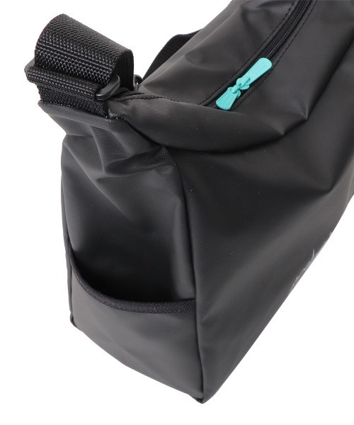 Manhattan Portage（マンハッタンポーテージ）の「【Manhattan Portage/マンハッタンポーテージ】 NAUGHTIAM別注 ショルダーバッグ（ショルダーバッグ・レディース・ブラック・FREE）」の8枚目の写真