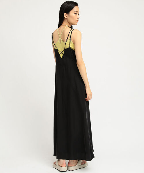 Ray BEAMS（レイビームス）の「Ray BEAMS / アシンメトリー ヨーク キャミ ワンピース（ワンピース・レディース・ブラック/ダークブラウン・1/0）」の11枚目の写真