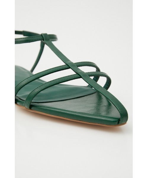 rienda（リエンダ）の「ポインテッドスリムベルトサンダル（サンダル・レディース・ブラック/ライトベージュ/グリーン・SMALL/MEDIUM/LARGE）」の13枚目の写真