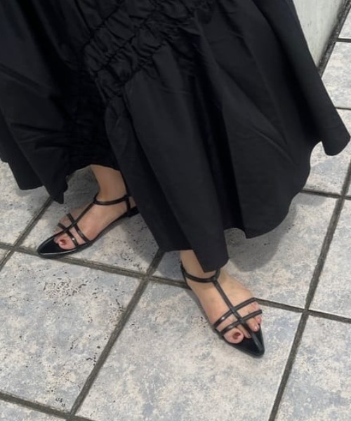 rienda（リエンダ）の「ポインテッドスリムベルトサンダル（サンダル・レディース・ブラック/ライトベージュ/グリーン・SMALL/MEDIUM/LARGE）」の22枚目の写真