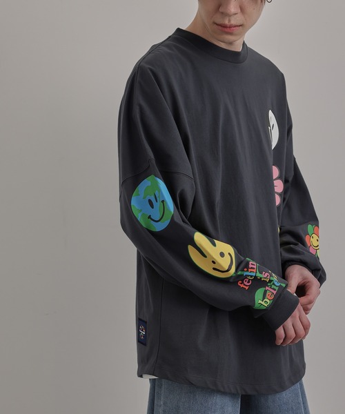 Paragraph(パラグラフ)の「PARAGRAPH/HAPPY SMILE LONG TEE/NO.09/22SS(Tシャツ/カットソー・メンズ・チャコールグレー/ホワイト/ミント/イエロー・FREE)」の6枚目の写真